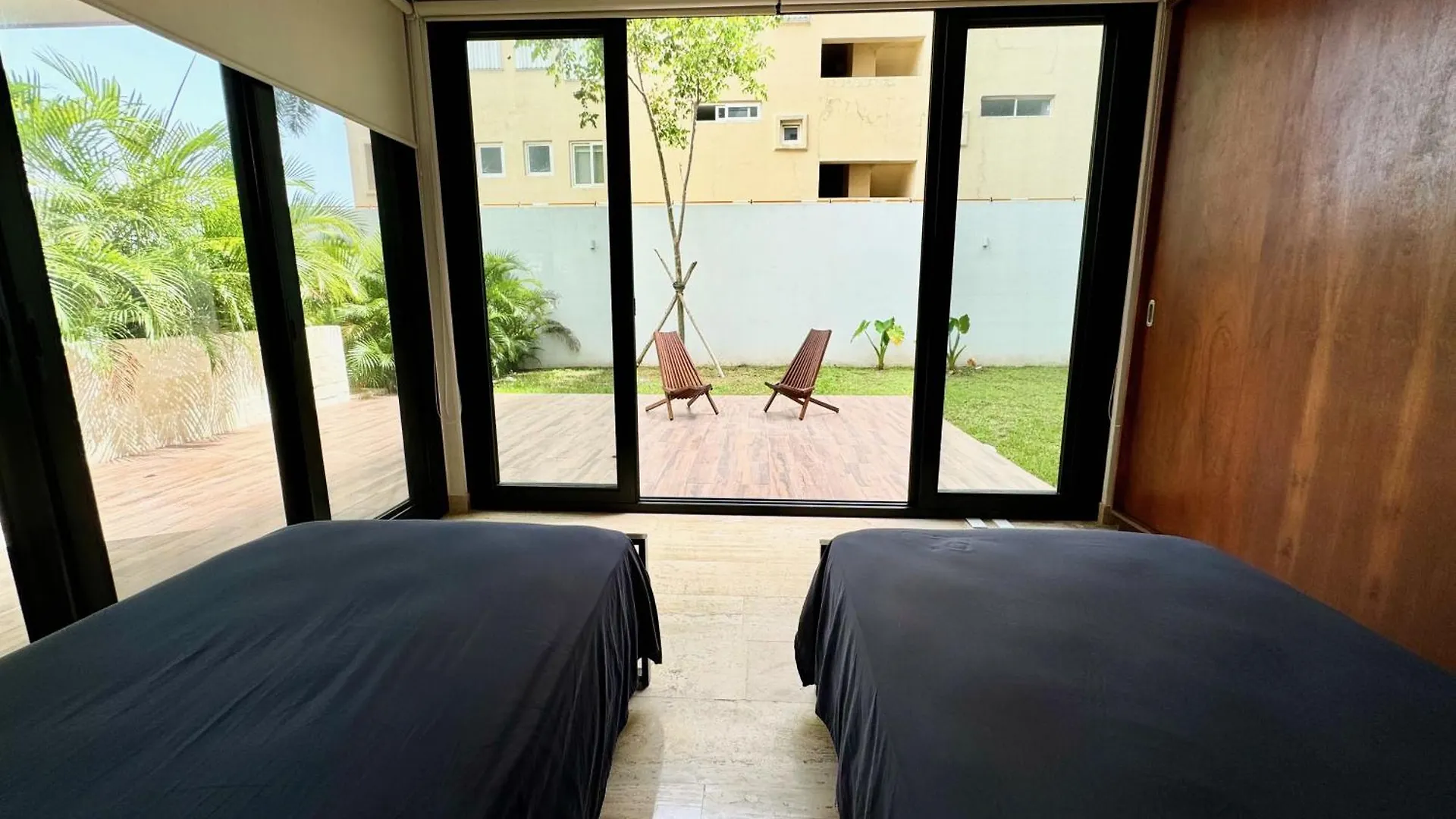 Lovely & New! Super Location Cancun 0*,